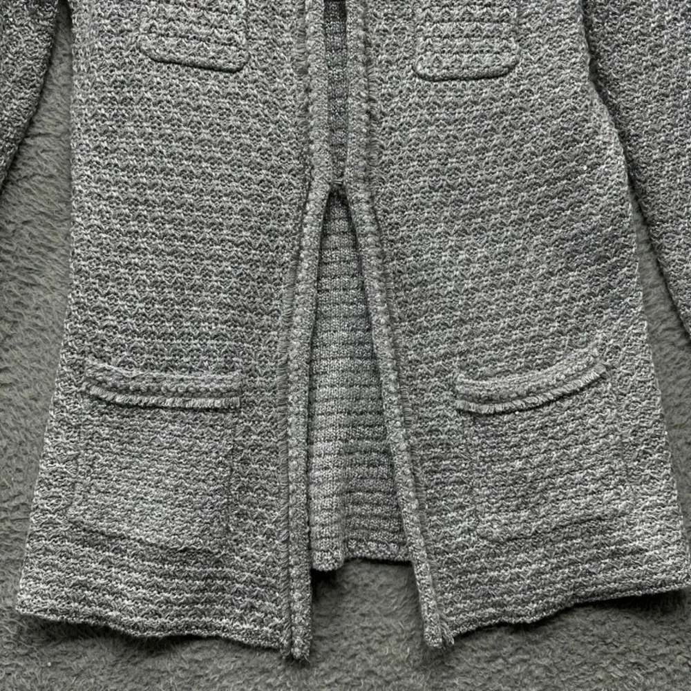 White House Black Market Women's Small Silver Metallic Fringe Knit Cardigan EUC
